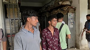 এক্সপ্রেসওয়েতে লাশ: সুপারভাইজার-সহকারীর ‘স্বীকারোক্তি’, চালক রিমান্ডে