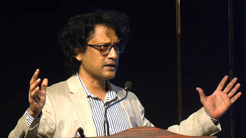 ফারুক ওয়াসিফ আরও এক বছর পিআইবি মহাপরিচালক