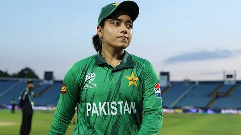 ভারতীয় ব্যাটারকে প্যাভিলিয়নের পথ দেখিয়ে পাকিস্তান অধিনায়কের শাস্তি