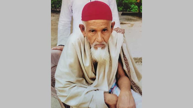 ৩ দিন আগে নিখোঁজ, বাড়ির পাশের পুকুরে মিলল বৃদ্ধের মরদেহ
