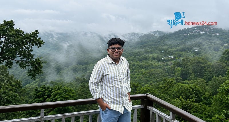 সাজেকে পাহাড় আর মেঘের দেখা