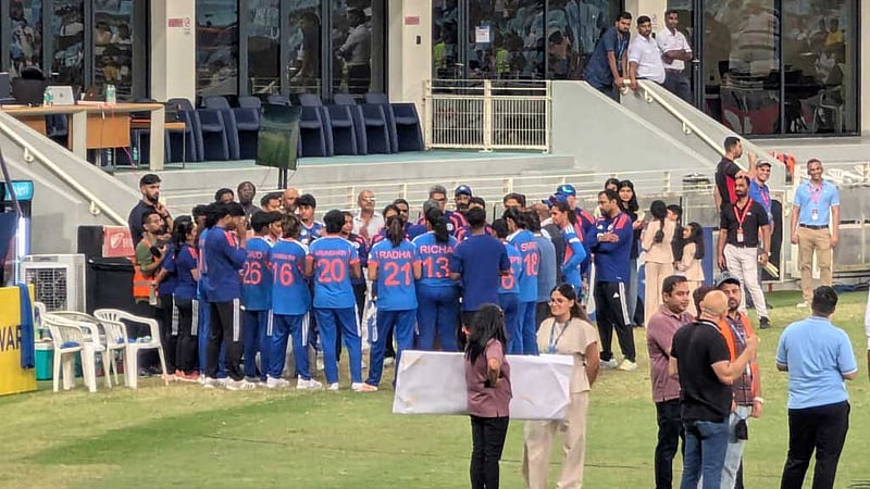 ‘পাকিস্তানের সঙ্গে আমাদের খেলাই উচিত নয়’