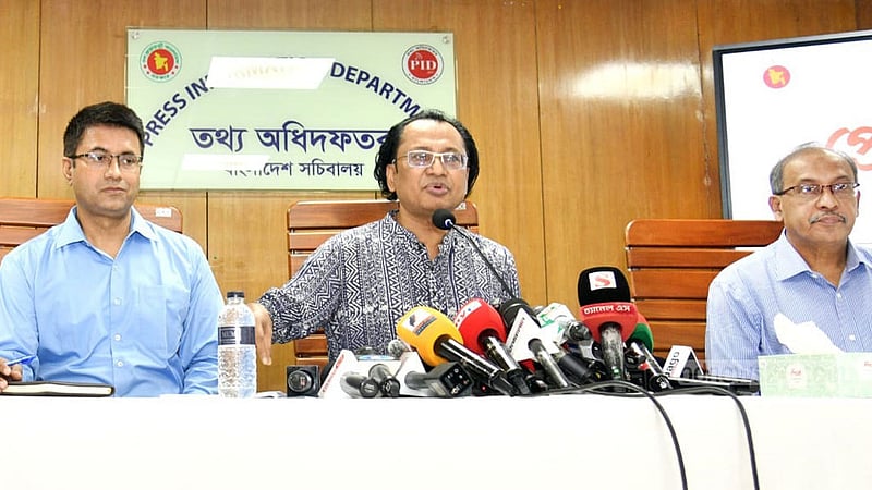 নতুন পে স্কেল বাস্তবায়নে মূল্যস্ফীতি কিছুটা বাড়তে পারে: তথ্য উপদেষ্টা