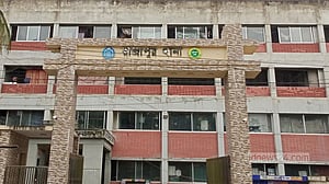 ঝালকাঠিতে পুকুর সেচে মাছ ধরতে গিয়ে বিদ্যুৎস্পৃষ্টে যুবক নিহত