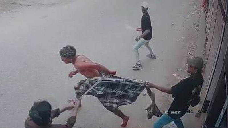 কেরাণীগঞ্জে যুবককে কুপিয়ে, গুলি করে হত্যা