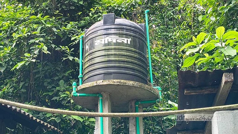 কুড়িগ্রামে রাতে ট্যাংকের পানি খেয়ে অসুস্থ ৭, ভোরে বাড়িতে ঢোকে চোর