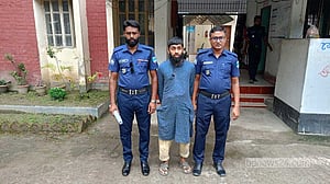 মাগুরায় ৫ বছরের শিশুকে যৌন হয়রানির অভিযোগ, যুবক গ্রেপ্তার
