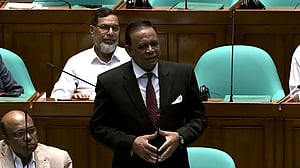 প্রধান বিচারপতির এজলাস ত্যাগের ঘটনা নিয়ে সংসদে আলোচনা