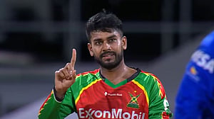 দল হারলেও আবার দুর্দান্ত বোলিং মিরাজের