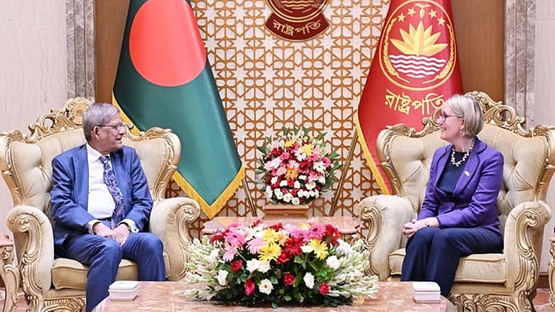 শিক্ষা ও প্রযুক্তিতে যুক্তরাজ্যের সহযোগিতা বাড়ানোর আহ্বান রাষ্ট্রপতির