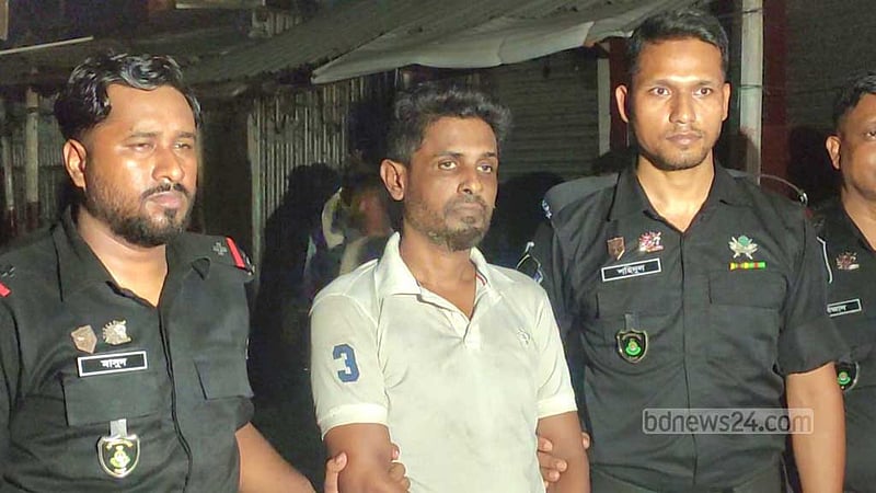 ভুল করে ‘ডাকাতের বাসে’, মারধর-মুক্তিপণ ছাড়াও যা হল যাত্রীর সঙ্গে