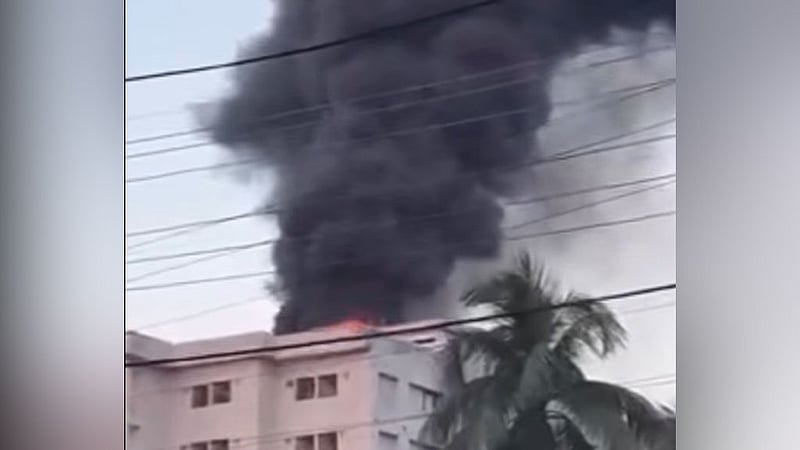 ময়মনসিংহ মেডিকেল কলেজ হাসপাতালে আগুন