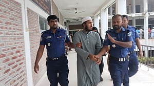 নড়াইলে মাদ্রারাছাত্র ধর্ষণ মামলায় শিক্ষকের যাবজ্জীবন