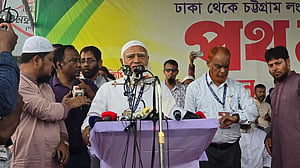 সরকার জনগণের সঙ্গে প্রতারণা করছে: জামায়াত আমির