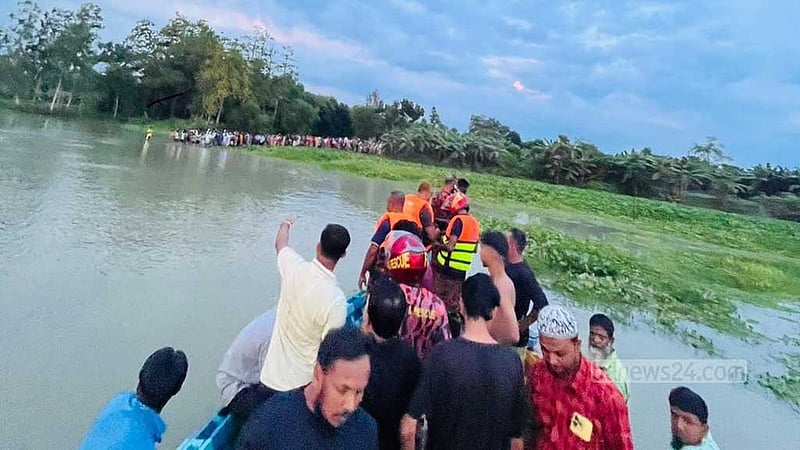 নরসিংদীতে শীতলক্ষ্যায় গোসলে নেমে নারীসহ ৪ জন নিখোঁজ