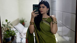 জলপাই সবুজ সাজে নিসর্গের স্নিগ্ধতা