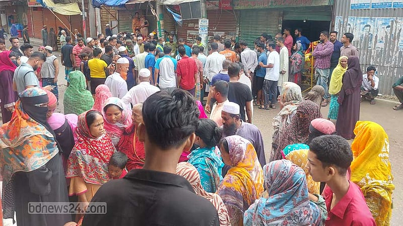 কাজলায় সড়কে পড়েছিল যুবকের রক্তাক্ত মরদেহ