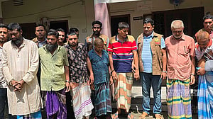 রাজশাহীতে জুয়েলার্সের দোকানে চুরি: আড়াই মাস পর ২৬ ভরি স্বর্ণসহ গ্রেপ্তার ৮