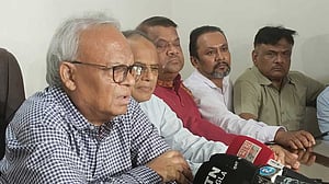 সরকারের ইতিবাচক অর্জনগুলো আড়াল করতে বিরোধী দল ষড়যন্ত্র করছে: রিজভী