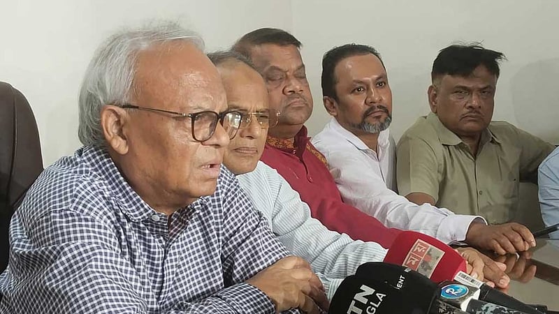 সরকারের ইতিবাচক অর্জনগুলো আড়াল করতে বিরোধী দল ষড়যন্ত্র করছে: রিজভী