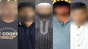 অনলাইনে ‘ব্যক্তিগত তথ্য বিক্রি’, গ্রেপ্তার ৫