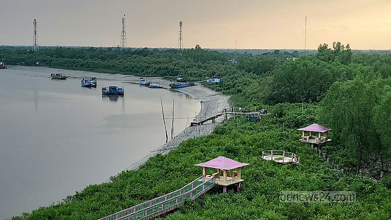 তিন মাস পর খুলেছে সুন্দরবন, ঝড়-বৃষ্টিতে পর্যটক কম