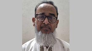 ঢাবির অবসরপ্রাপ্ত অধ্যাপক সিরাজুল হকের মৃত্যু