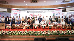 সোনারগাঁও ইউনিভার্সিটিতে নবীনবরণ, কৃতি শিক্ষার্থী সংবর্ধনা