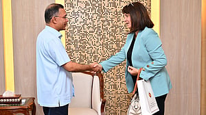 প্রধানমন্ত্রীর সঙ্গে আইপিইউ মহাসচিবের সাক্ষাৎ, গণতন্ত্র ও নারীর ক্ষমতায়ন নিয়ে আলোচনা