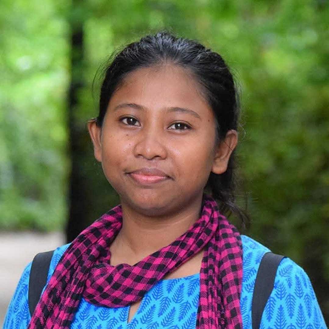 লাকী আক্তার