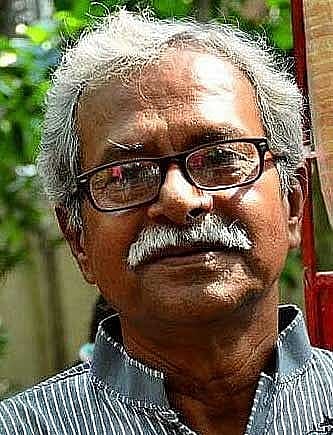 এম আর খায়রুল উমাম