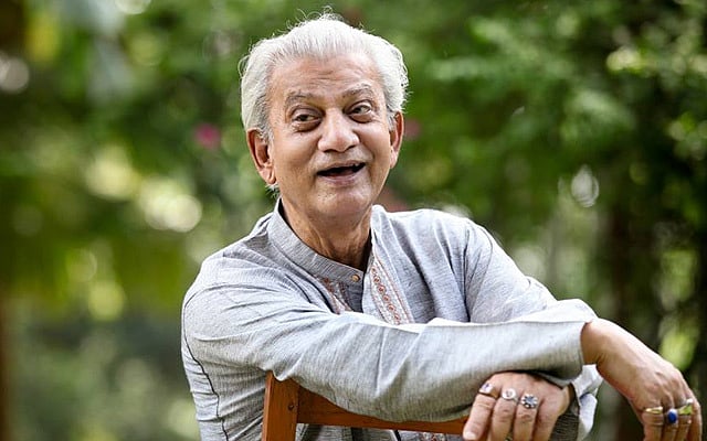 চলে গেলেন প্রবীর মিত্রও