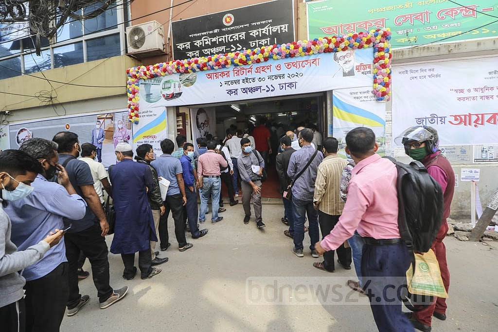 করমুক্ত আয়সীমা বাড়ছে না, বদলাচ্ছে কর হারের ধাপ