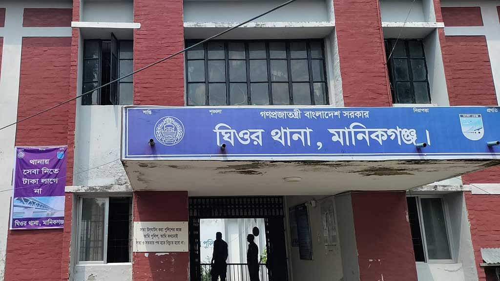 মানিকগঞ্জের ঘরে ঢুকে প্রবাস ফেরত নারীকে হত্যা, মালামাল লুট