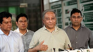 বিসিবির সাবেক সভাপতি পাপনের বিরুদ্ধে দ্রুত বিচার আইনে মামলা