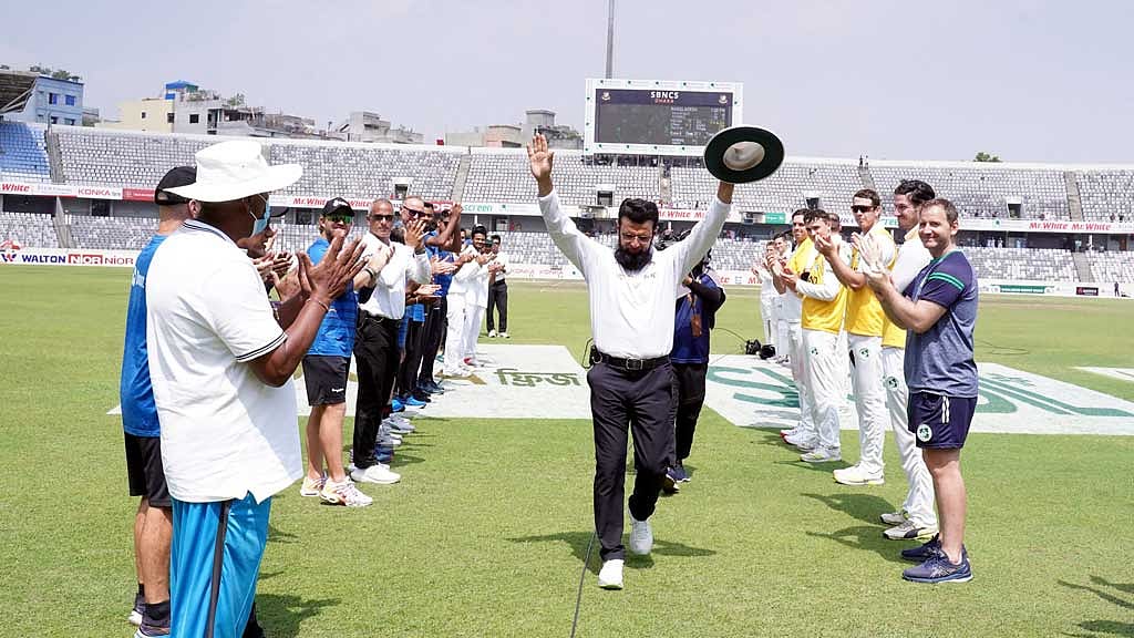 আম্পায়ারিং ছাড়ছেন আলিম দার