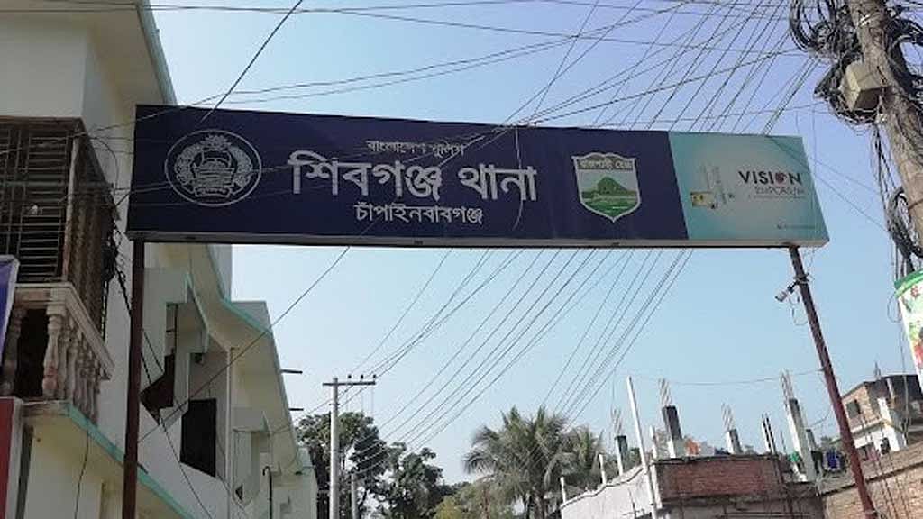 চাঁপাইনবাবগঞ্জে বিদ্যুতায়িত মাকে বাঁচাতে গিয়ে ছেলেরও মৃত্যু