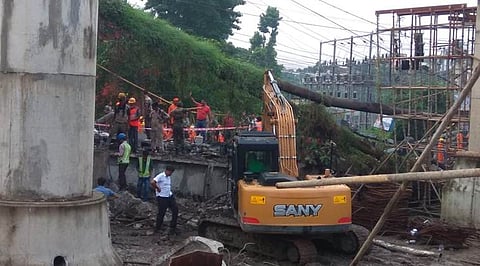 শিলিগুড়িতে ফের ভেঙে পড়ল সেতু