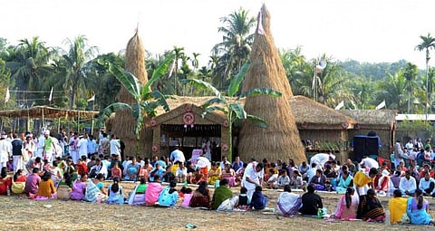 অশান্ত পরিস্থিতির মধ্যেও রাজ্যে সাড়ম্বরে পালিত ভোগালি বিহু