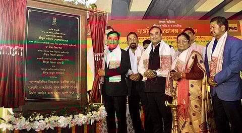 আরজি বরুয়া পথ-গণেশগুড়ি সংযোগী উড়াল সেতুর শিলান্যাস করলেন মুখ্যমন্ত্ৰী
