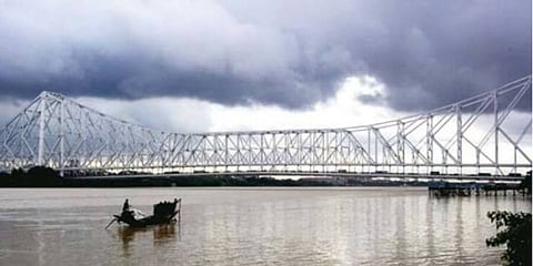 জলের নিচে জাদু দেখাতে গিয়ে গঙ্গায় নিখোঁজ কলকাতার জাদুকর