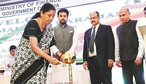 অর্থনীতির হাল ফেরাতে ব্যবস্থা নিচ্ছে সরকারঃ সীতারামন