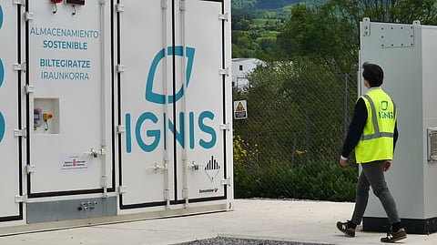 Battery energy storage systems in Spain showing ENGIE and IGNIS’s 625 MWh standalone BESS agreement, supporting grid flexibility, renewable integration and day-ahead market participation.