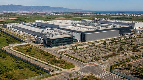 AI-generated illustration of a modern electric-vehicle battery manufacturing plant in Valencia, Spain.