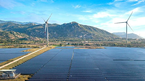 Solar and wind generation infrastructure representing India’s proposed battery storage requirements for new renewable energy projects. 