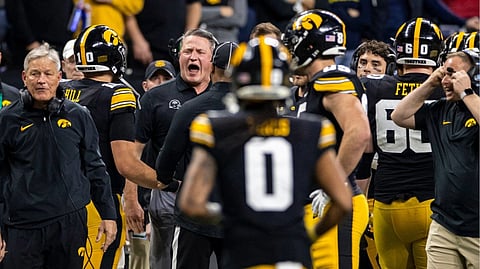 Oregon vs Iowa Odds, Predictions, and Best Bet for Saturday, November 8