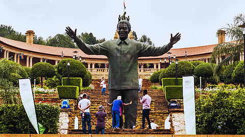 Decoding the Mandela effect: When memory fails us