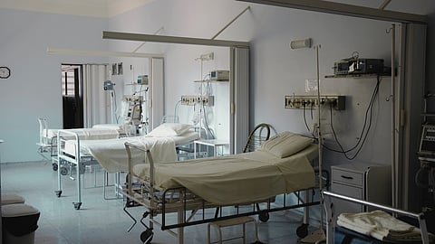 Cathy Buckle: The headstones keep their secrets - Zim’s healthcare crisis deepens