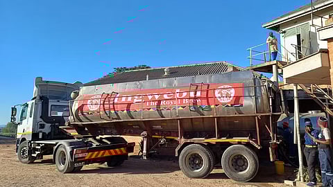 Beer delivery lorry at Esiqonweni. 