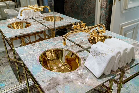 Miningweb: FT - ‘Gold-plated Fomo’ powers bullion’s record-breaking rally